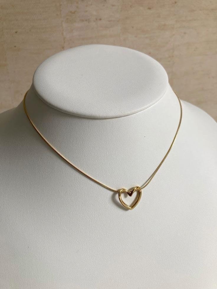 18K Gold Plated Heart Pendant Chain Necklace for Women & Girls | Anti Tarnish Stainless Steel Minimal Love Locket Stylish Everyday Wear Jewellery Valentine, Anniversary Birthday G