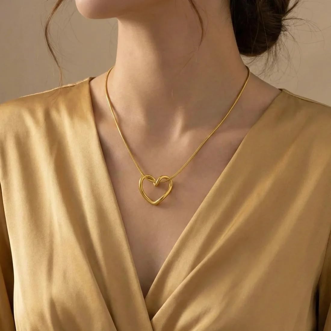 18K Gold Plated Heart Pendant Chain Necklace for Women & Girls | Anti Tarnish Stainless Steel Minimal Love Locket Stylish Everyday Wear Jewellery Valentine, Anniversary Birthday G